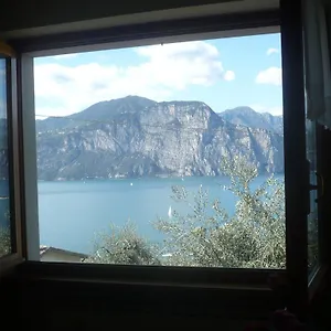 Michela Appartamento Brenzone sul Garda